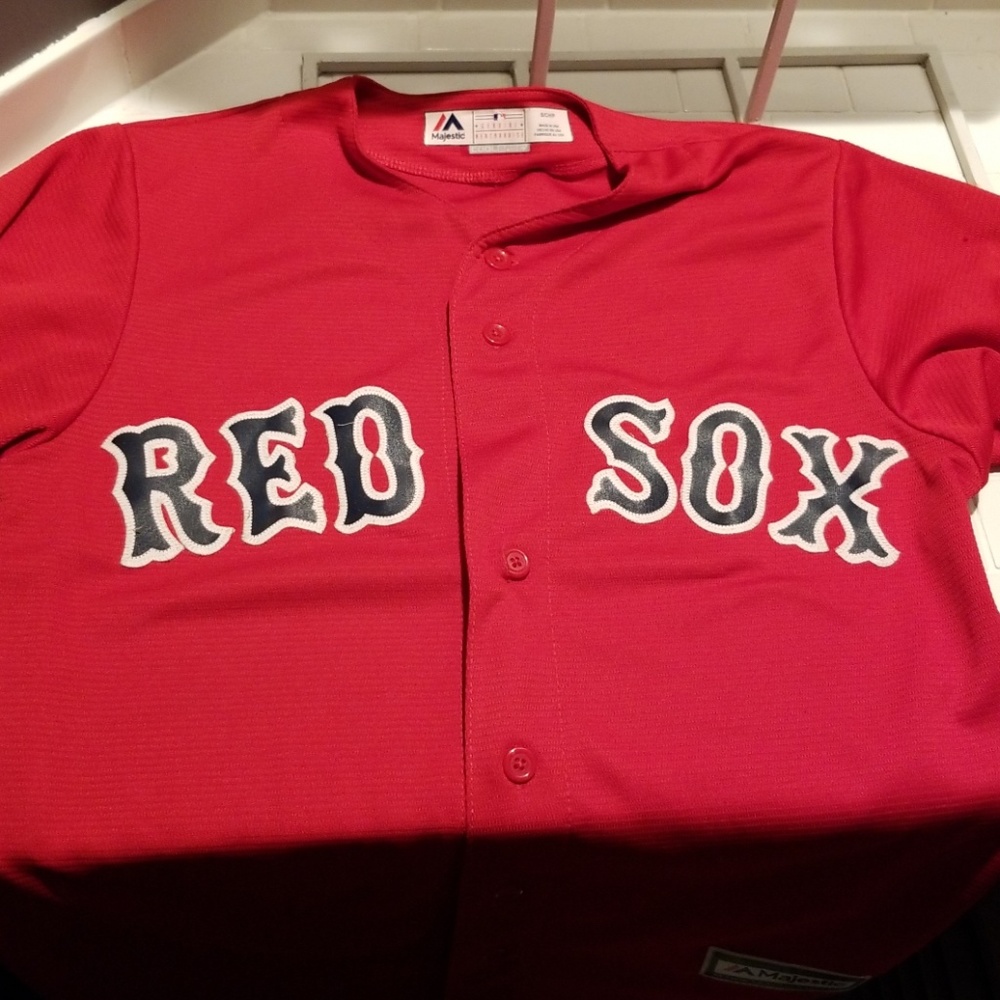 Woman's or kids red Sox jersey shirt